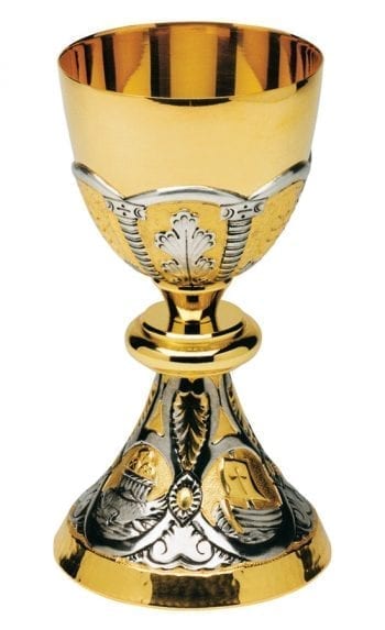 Maranatha Lab "Symbolum" chalice in two-tone chiseled brass with symbols of the loaves, fish, boat, lily, lamb
