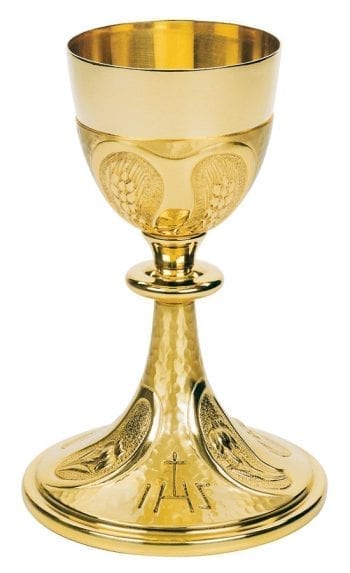 Maranatha Lab "Jesus" chalice in chiseled gilded brass with hammered base and decorated with lilies and Jhs symbol