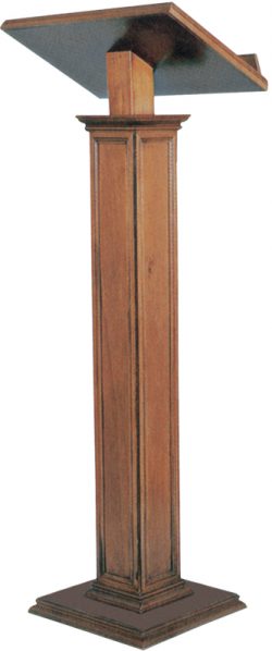 Leggio a stelo classico in legno massello con base e stelo a sezione quadrata, decorato con modanature