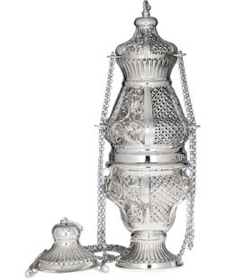 Turibolo “Oriente” in argento finemente cesellato a mano con incisioni naturaliformi, trafori e torniture