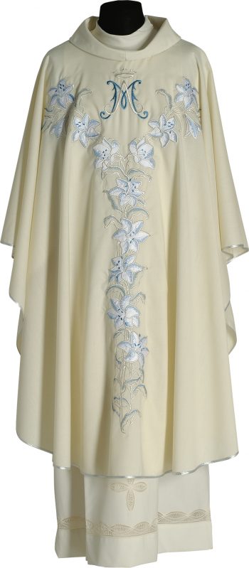 Casula "Elisabetta" Maranatha Lab in lana impreziosita con ricamo diretto mariano e motivi floreali.