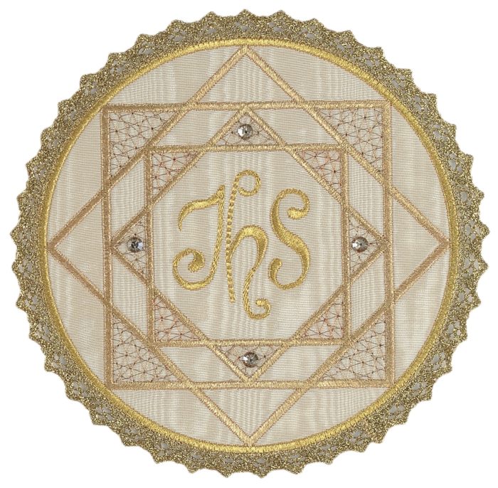 Copricalice "Gloria" Maranatha Lab in tessuto moirè, decorato con ricamo diretto in oro di simbolo JHS e gemme.