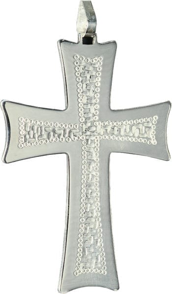 Croce pettorale stile moderno in argento con decoro centrale cesellato a mano con motivi stilizzati