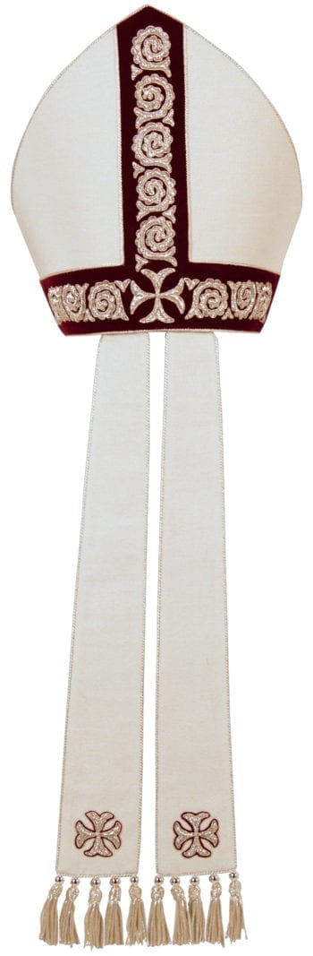 Venetian frieze Pietrobon miter in white wool fabric embroidered by hand with a frieze on red velvet on the headdress and on the infule. Tailored packaging