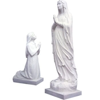 Madonna di Lourdes 156 cm statua in vetroresina con Bernadette realizzata in resina a finitura bianca