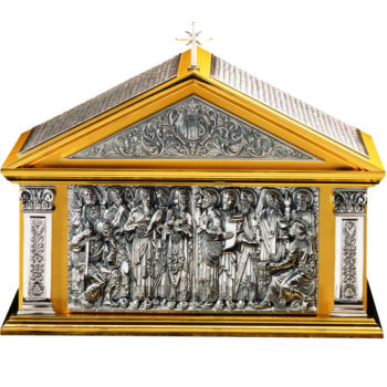 Altar Tabernacle 12 Apostles in two-tone brass in Romanesque style with independent doors decorated with hand-made figures of the 12 Apostles